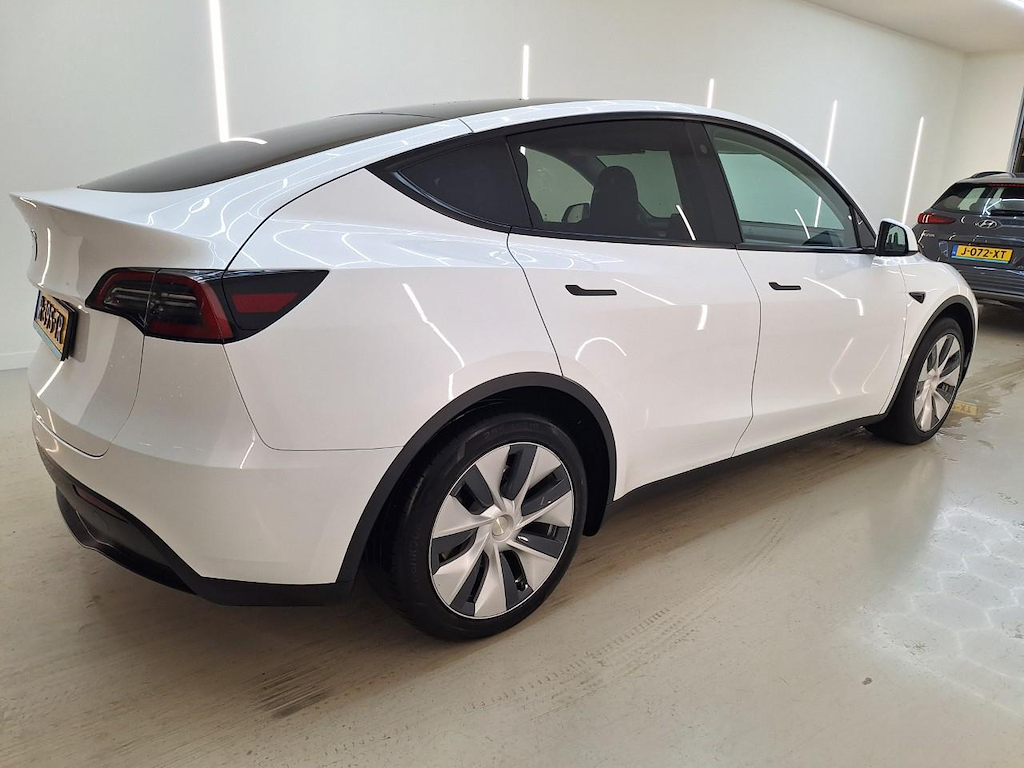 Foto 4 van Tesla Model Y