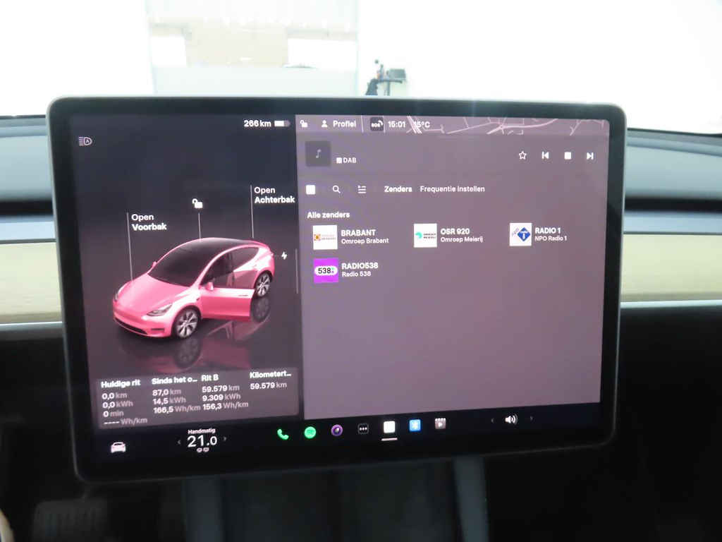 Foto 18 van Tesla Model Y