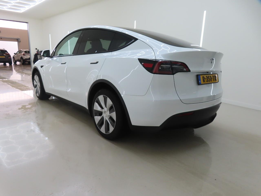 Foto 5 van Tesla Model Y