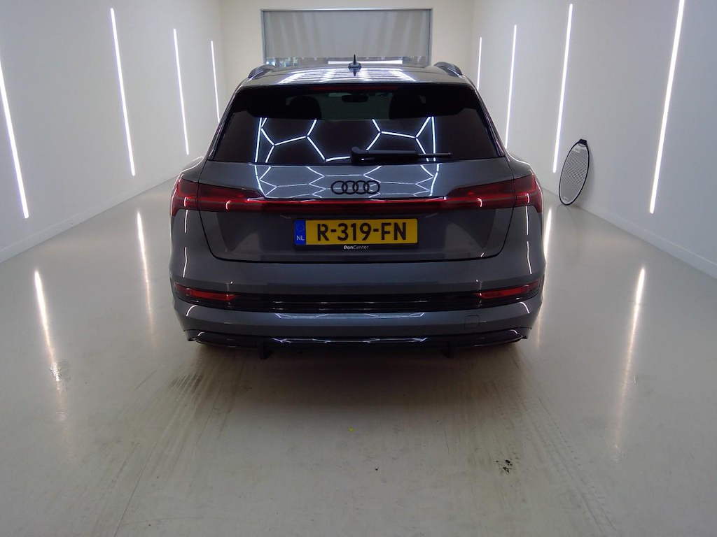 Foto 28 van Audi e-tron