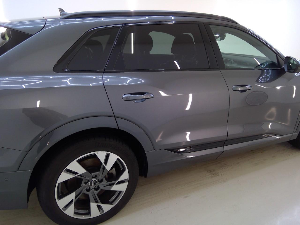 Foto 30 van Audi e-tron