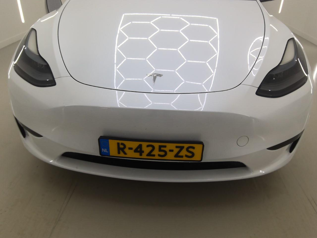 Foto 37 van Tesla Model Y