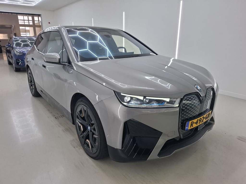 Foto 6 van BMW iX