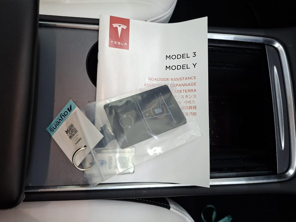 Foto 8 van Tesla Model Y