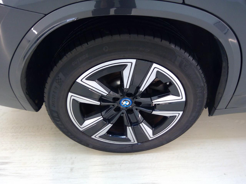 Foto 12 van BMW ix3