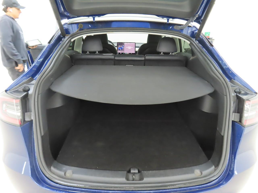 Foto 9 van Tesla Model Y