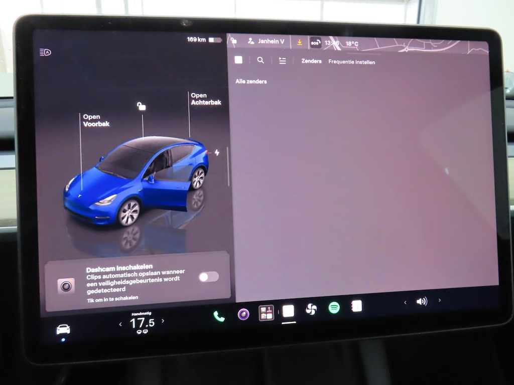 Foto 22 van Tesla Model Y