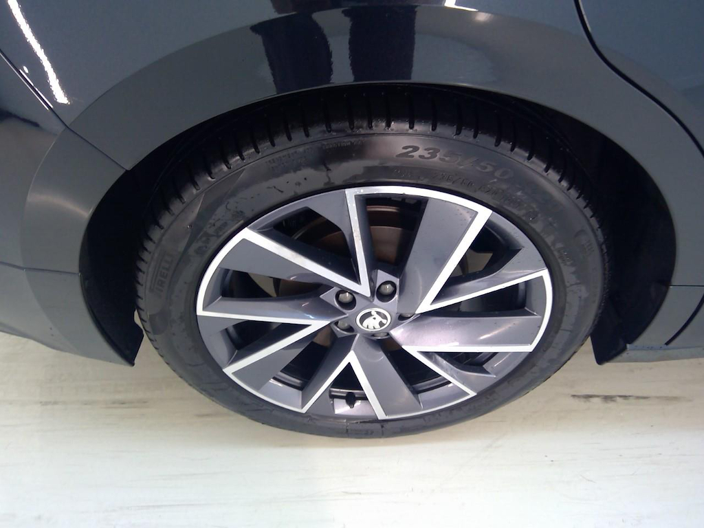 Foto 11 van Skoda Enyaq
