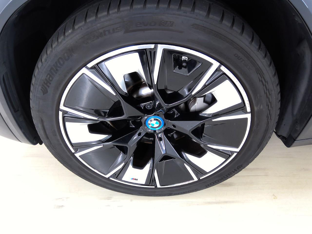 Foto 12 van BMW ix3