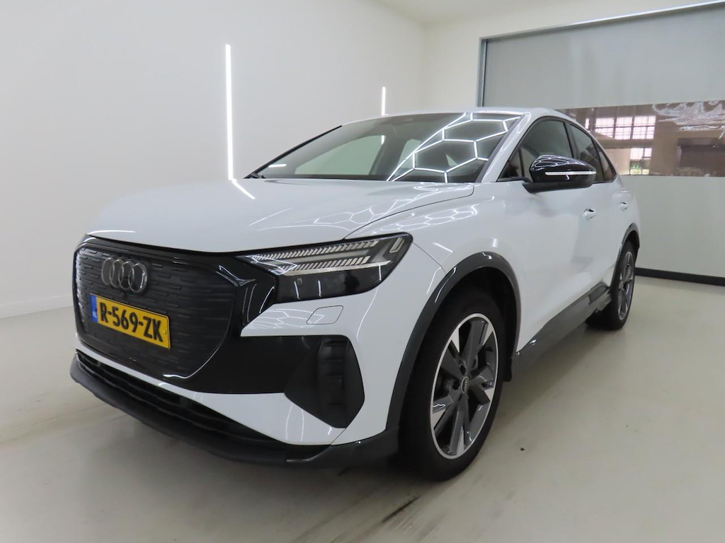 Foto 2 van Audi Q4 Sportback e-tron