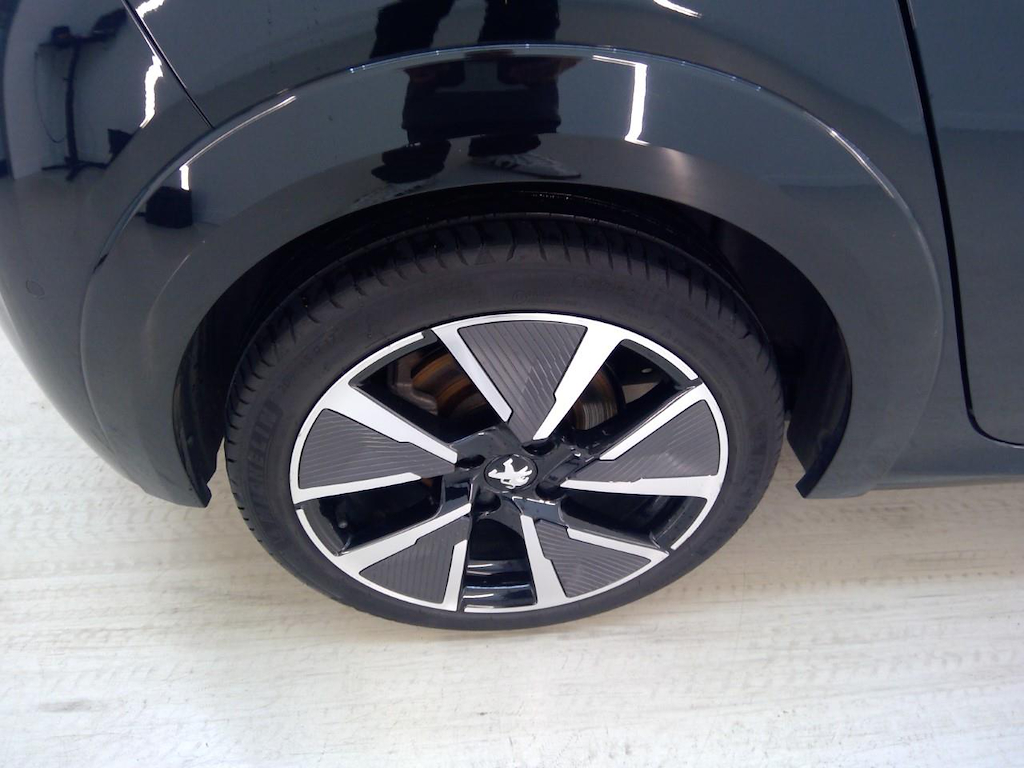 Foto 12 van Peugeot E-208