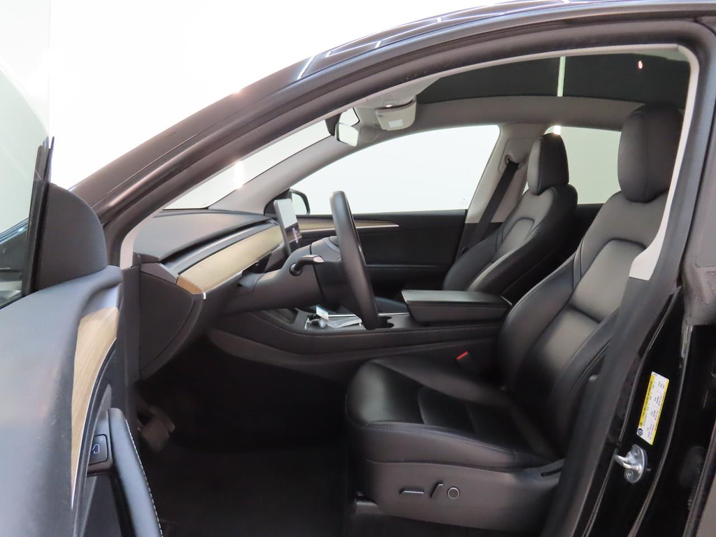 Foto 5 van Tesla Model Y