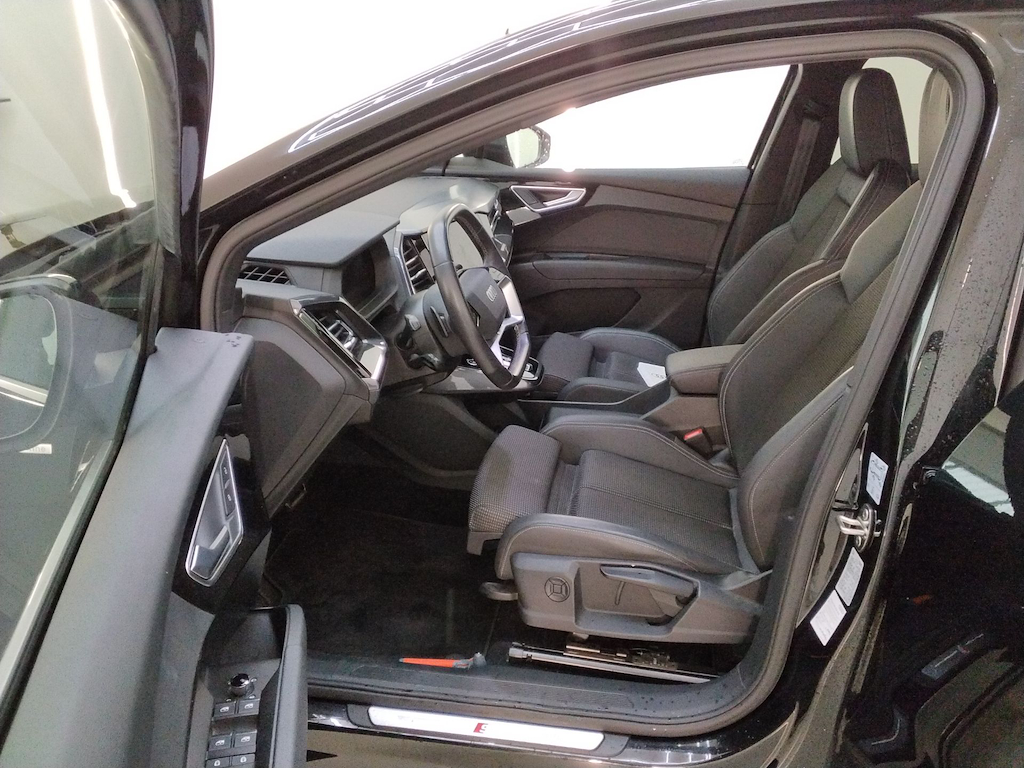 Foto 9 van Audi Q4 e-tron