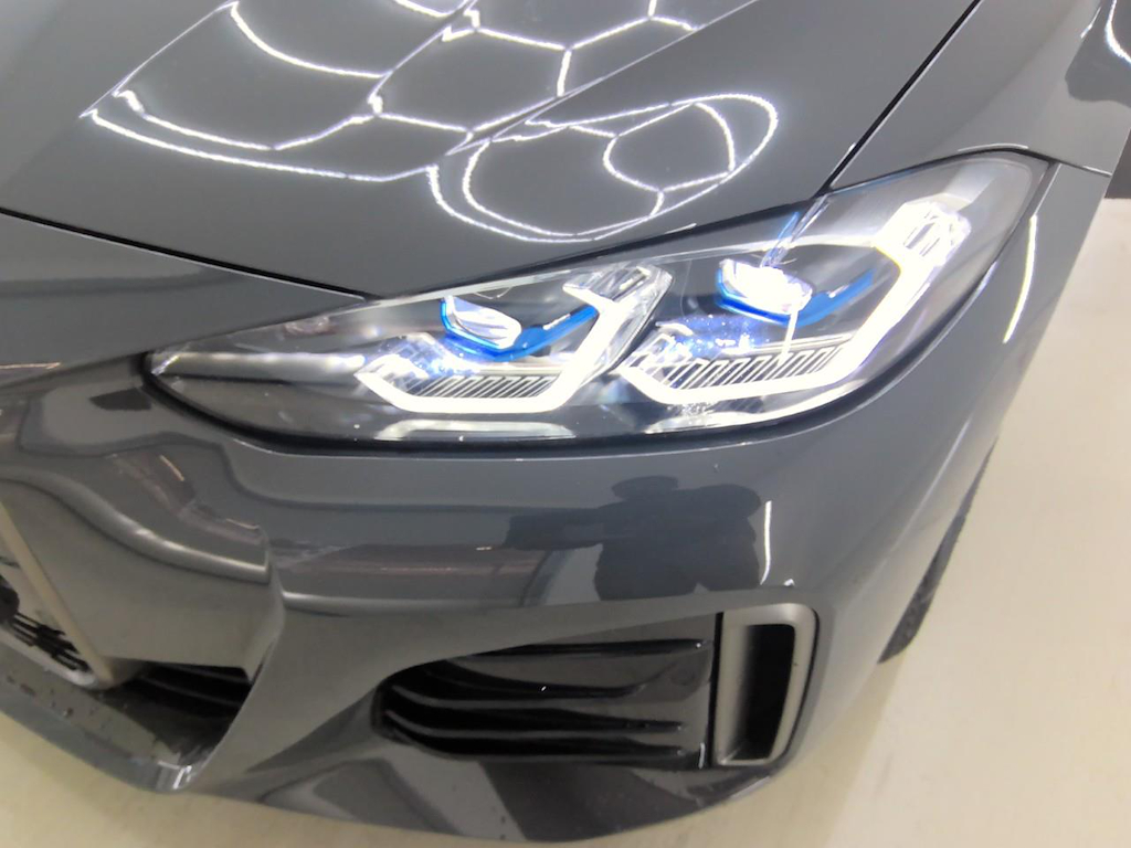Foto 15 van BMW i4