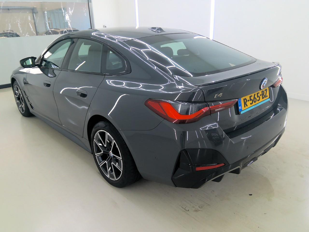 Foto 5 van BMW i4
