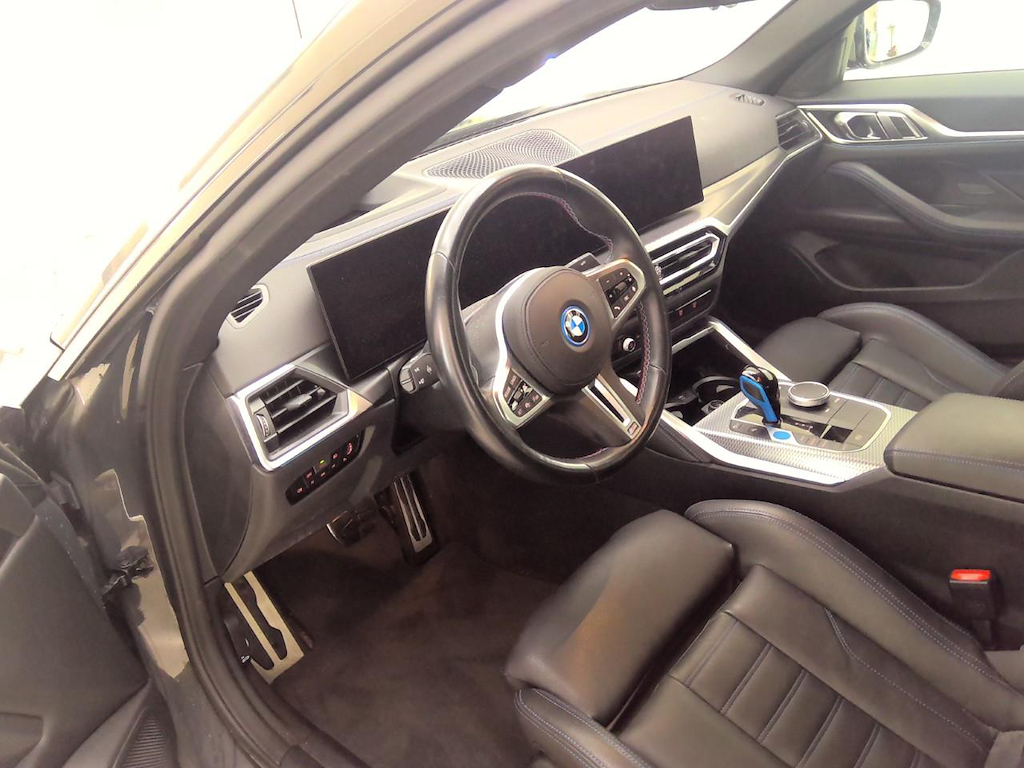 Foto 6 van BMW i4
