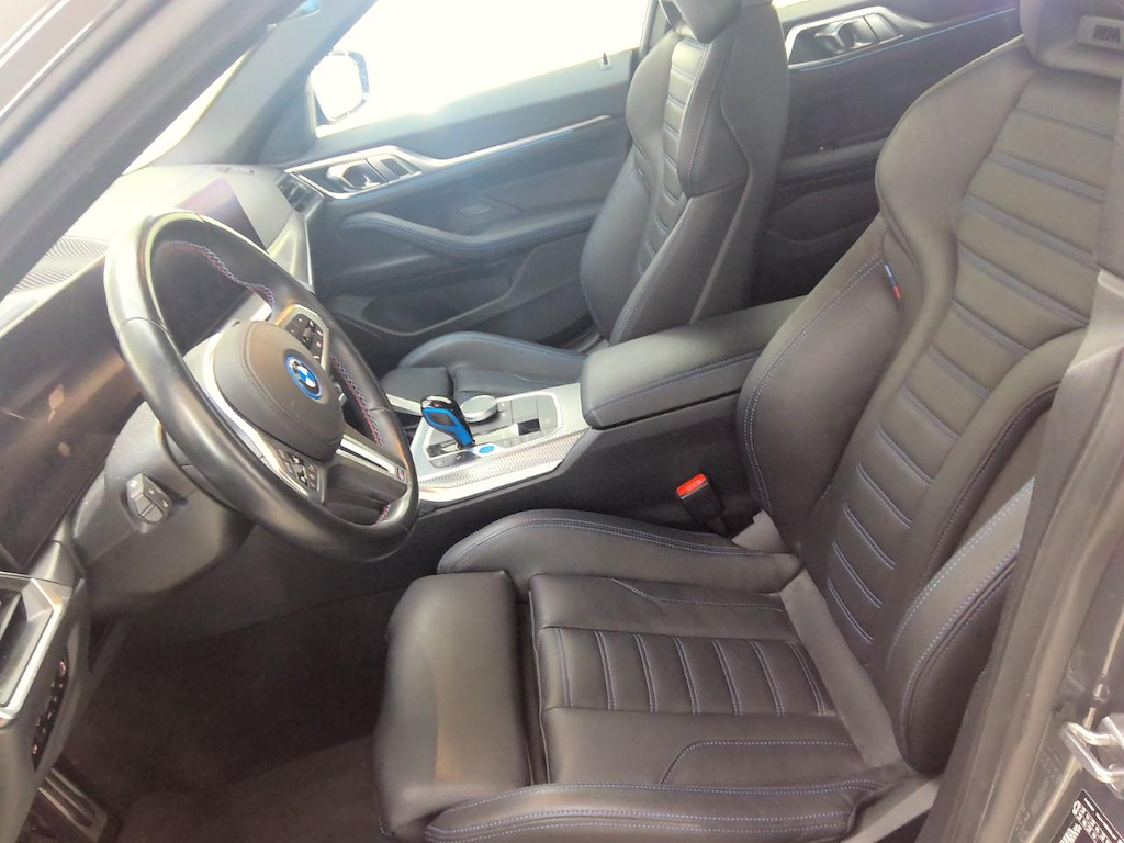 Foto 9 van BMW i4