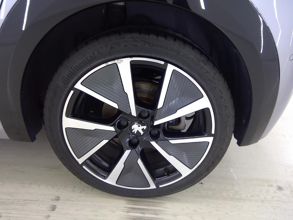Foto 13 van Peugeot E-208