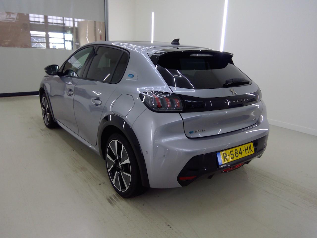 Foto 7 van Peugeot E-208