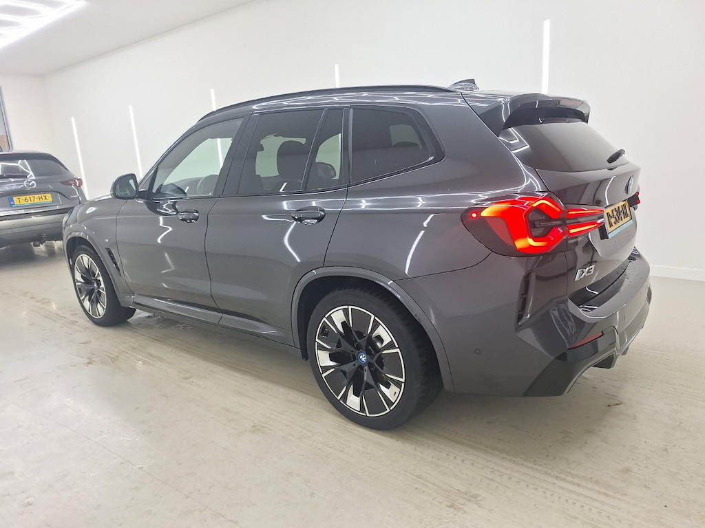 Photo 4 of BMW ix3