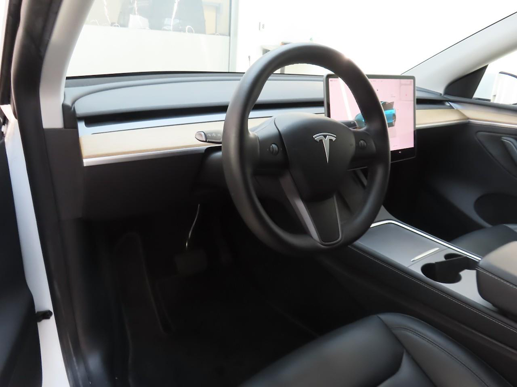 Foto 4 van Tesla Model Y