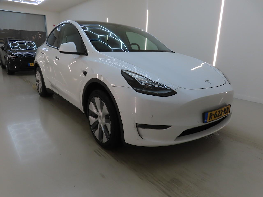 Foto 7 van Tesla Model Y