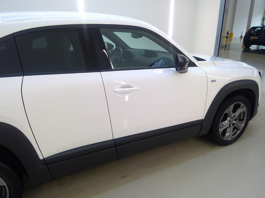 Foto 29 van Mazda MX-30