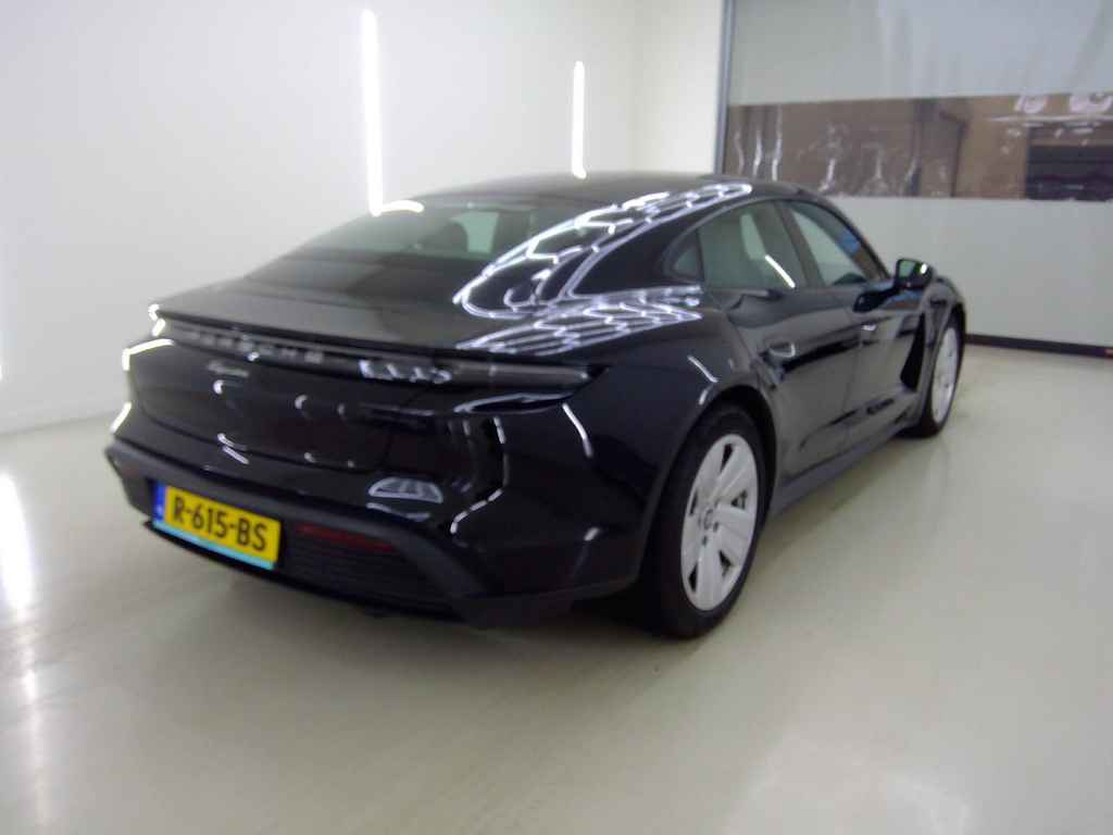 Foto 3 van Porsche Taycan