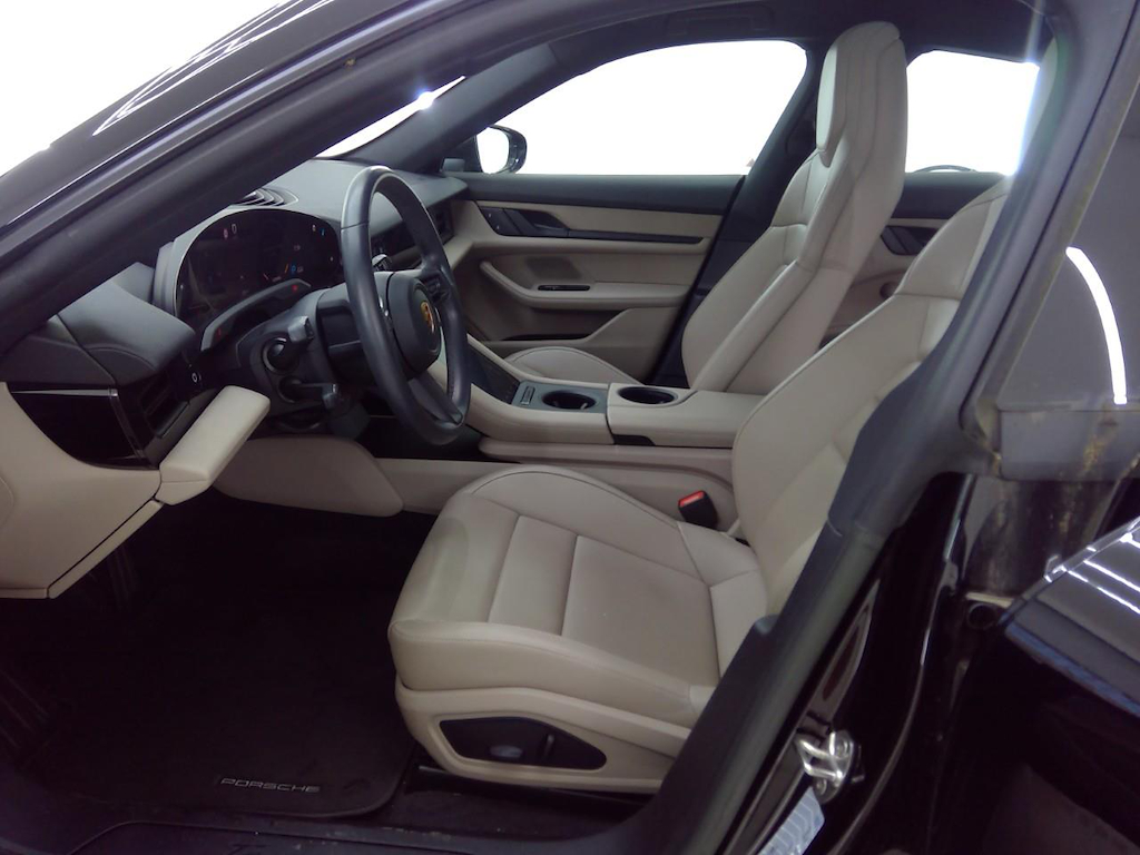 Foto 8 van Porsche Taycan
