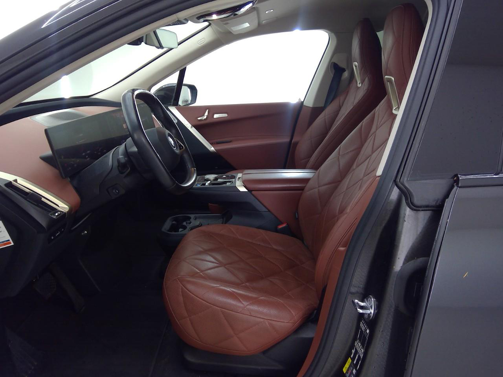 Foto 14 van BMW iX