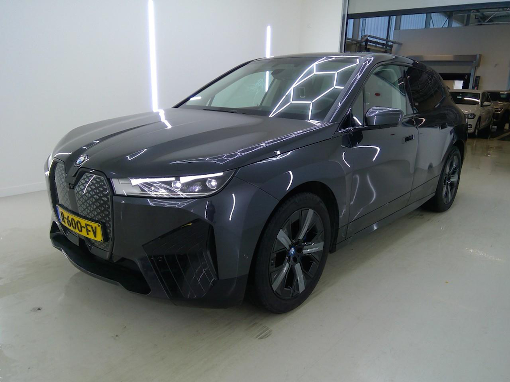 Foto 3 van BMW iX