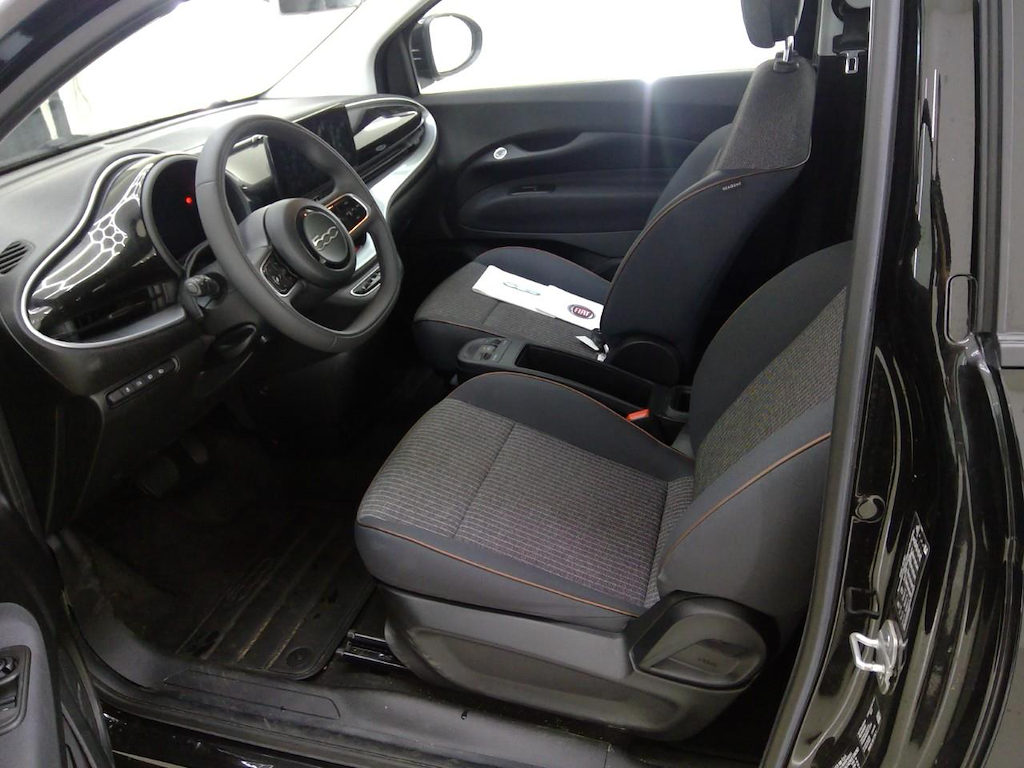Foto 8 van Fiat 500-e