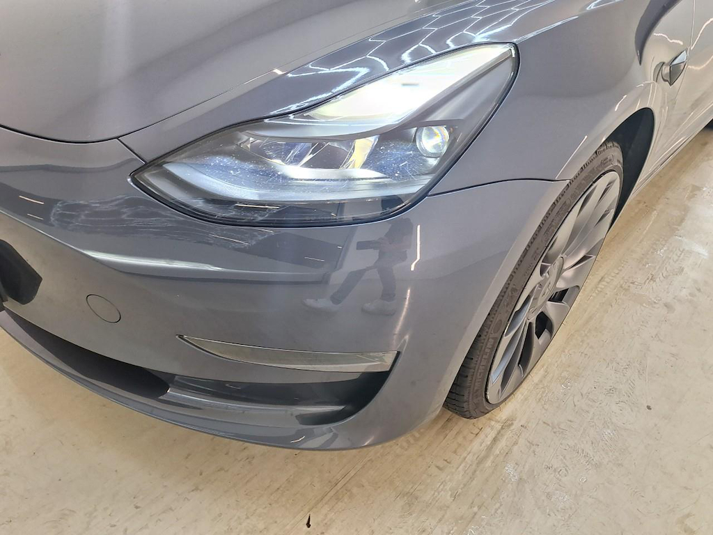 Foto 21 van Tesla Model 3