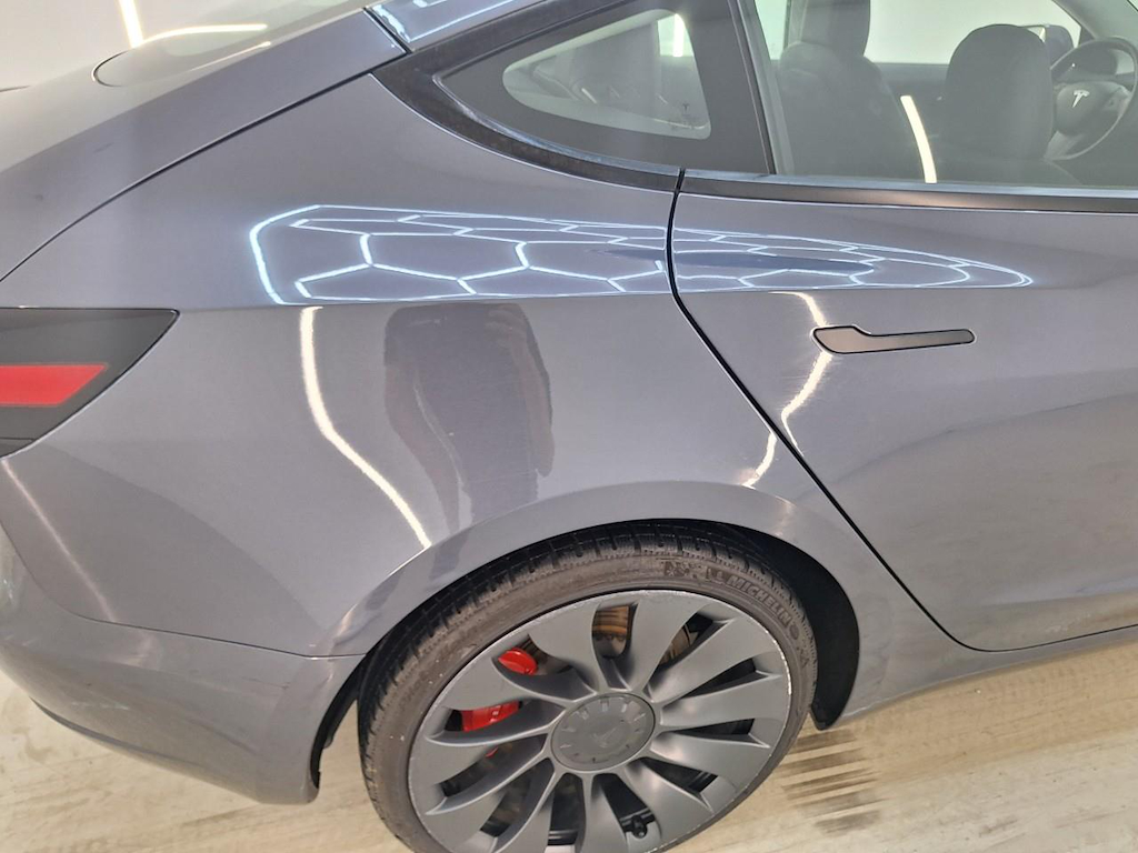 Foto 27 van Tesla Model 3