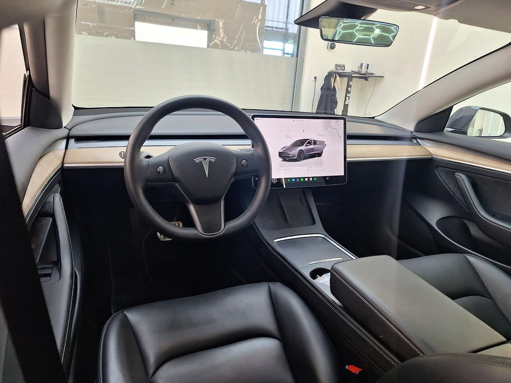 Foto 6 van Tesla Model 3
