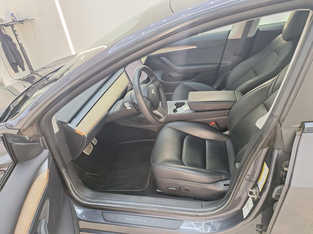 Foto 8 van Tesla Model 3