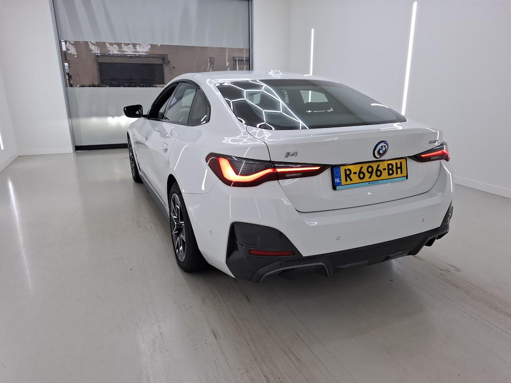 Foto 5 van BMW i4