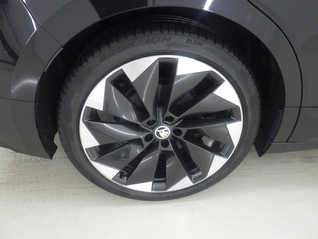 Foto 15 van Skoda Enyaq