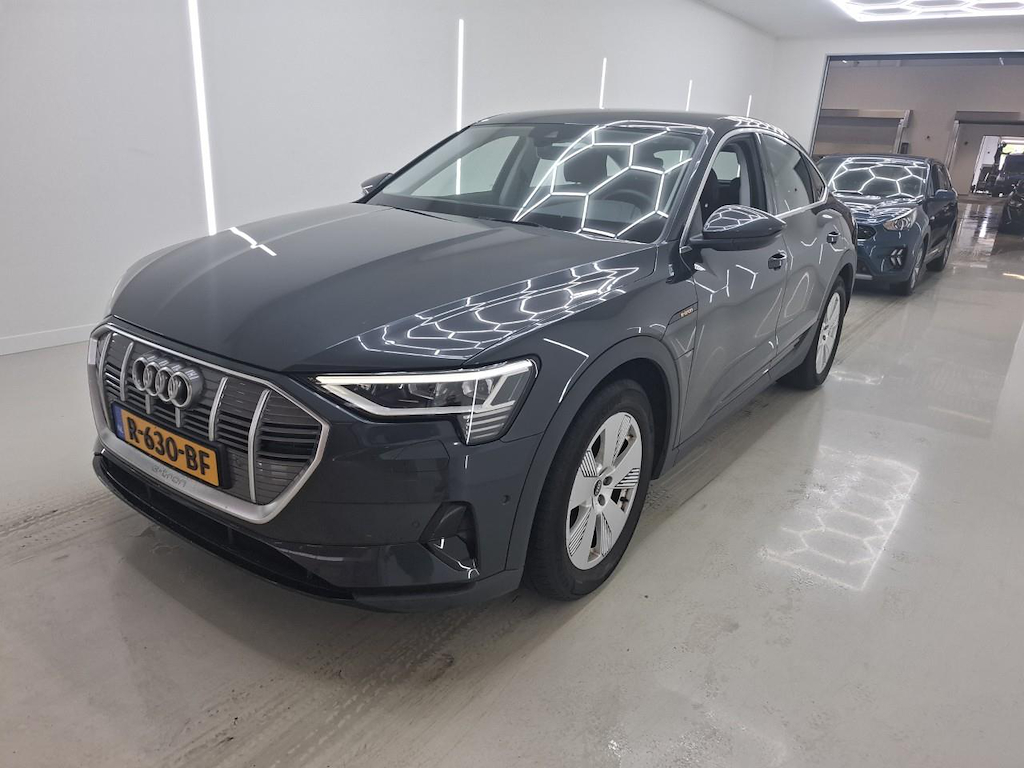 Foto 2 van Audi e-tron sportback