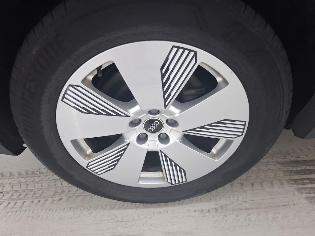 Foto 14 van Audi e-tron sportback