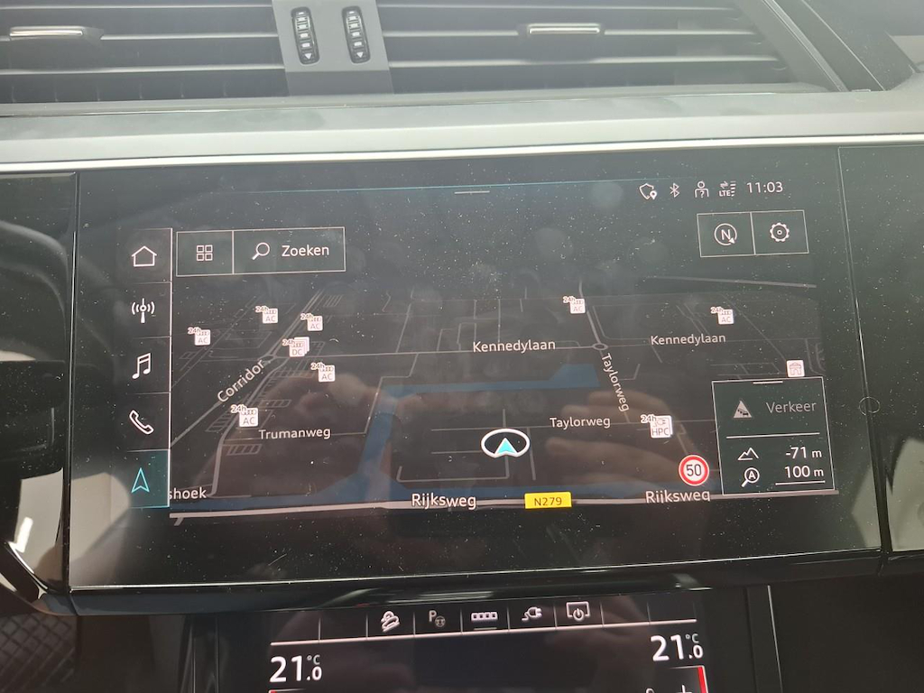 Foto 17 van Audi e-tron sportback