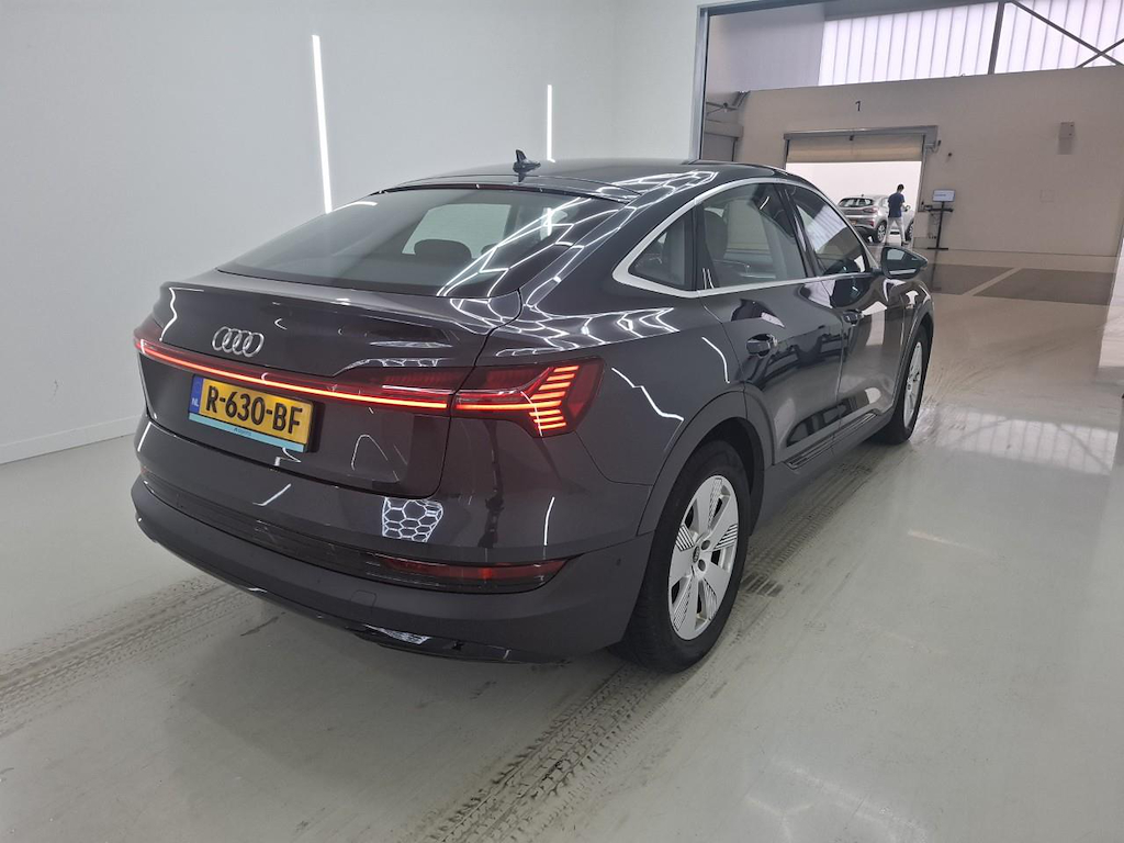 Foto 3 van Audi e-tron sportback