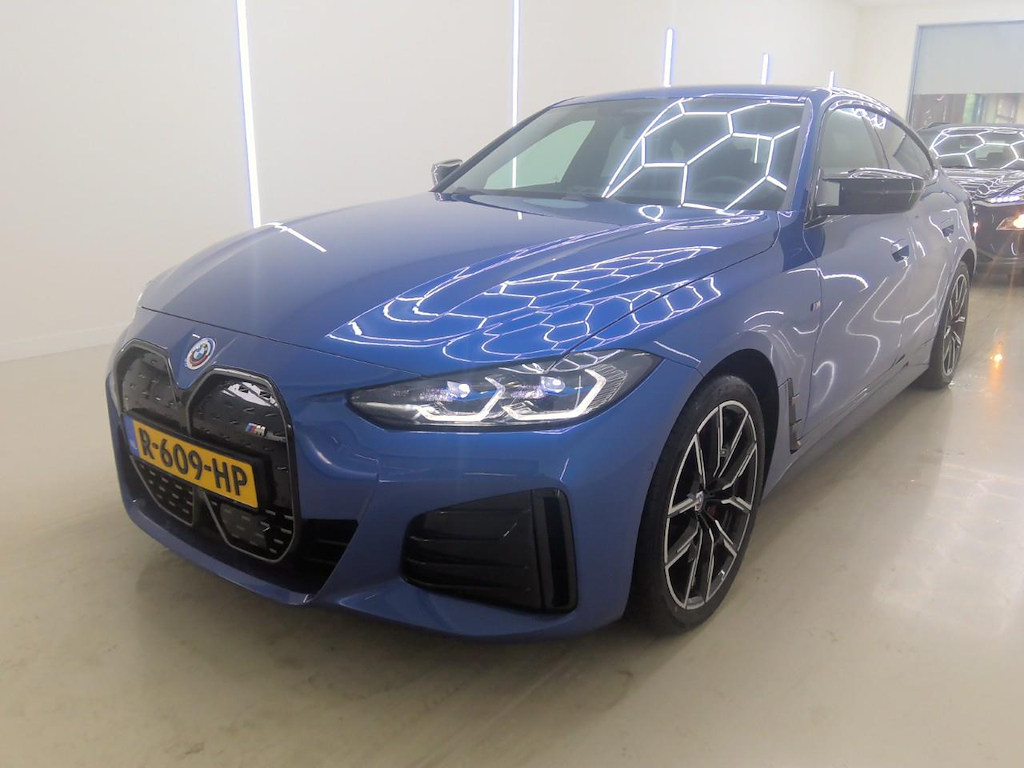 Foto 2 van BMW i4