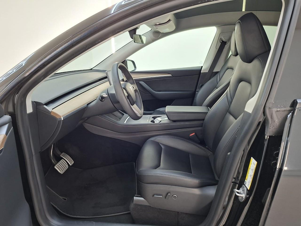 Foto 4 van Tesla Model Y