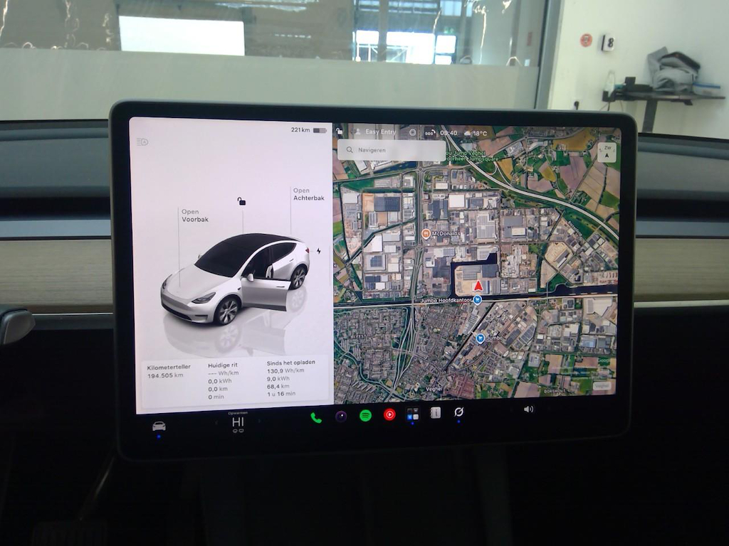 Foto 18 van Tesla Model Y
