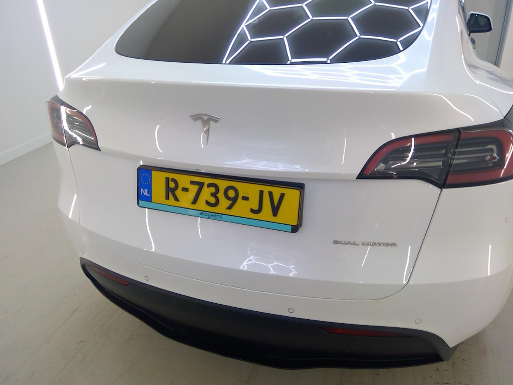 Foto 26 van Tesla Model Y