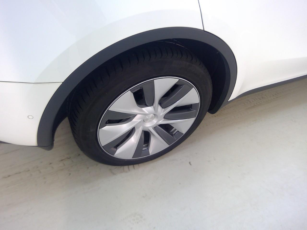 Foto 29 van Tesla Model Y