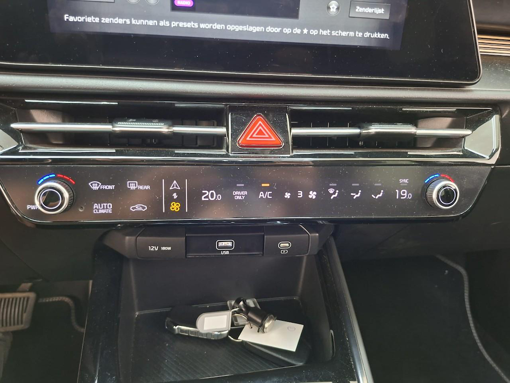 Foto 12 van Kia Niro