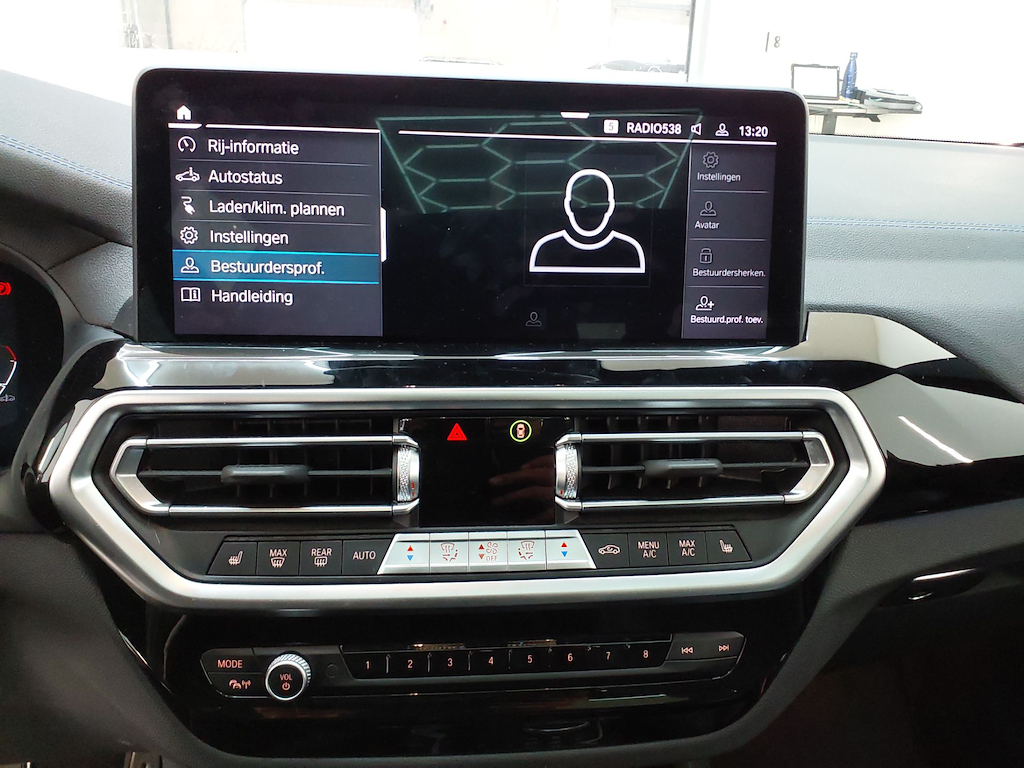 Foto 20 van BMW ix3