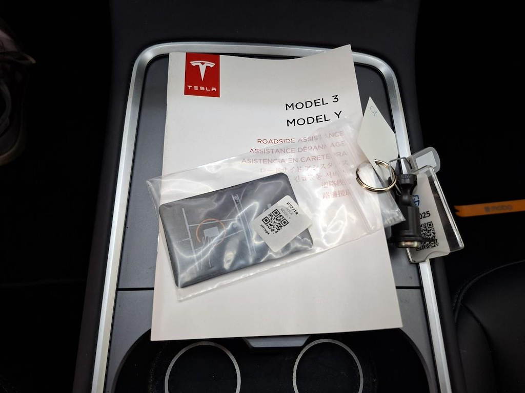 Foto 11 van Tesla Model Y